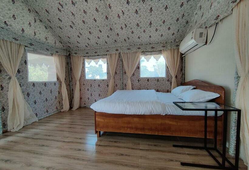 Стандартный Номер Кровать Кинг, Roy S Nature Nest   Farm Stay Near Malshej Ghats