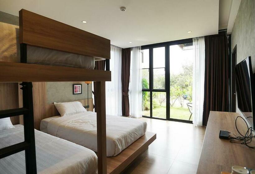 Трехместный Номер Стандарт Вид на Сад, Hug Jang Loei Garden & Resort