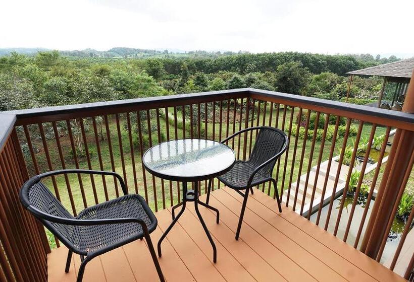 Номер Стандарт с Балконом, Hug Jang Loei Garden & Resort