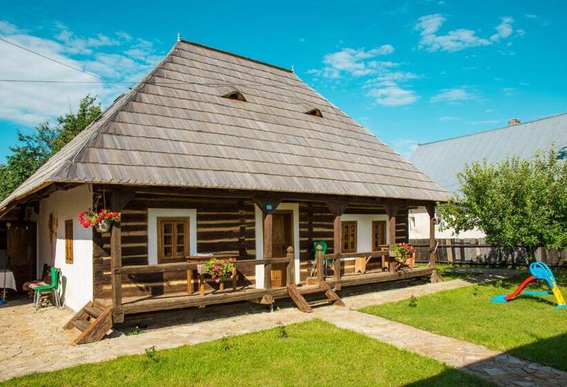 Дом 3 Спальни, Casa Strabunicului
