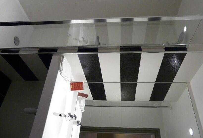 3-Bett-Standardzimmer, Brit Hotel Confort Saint Dizier
