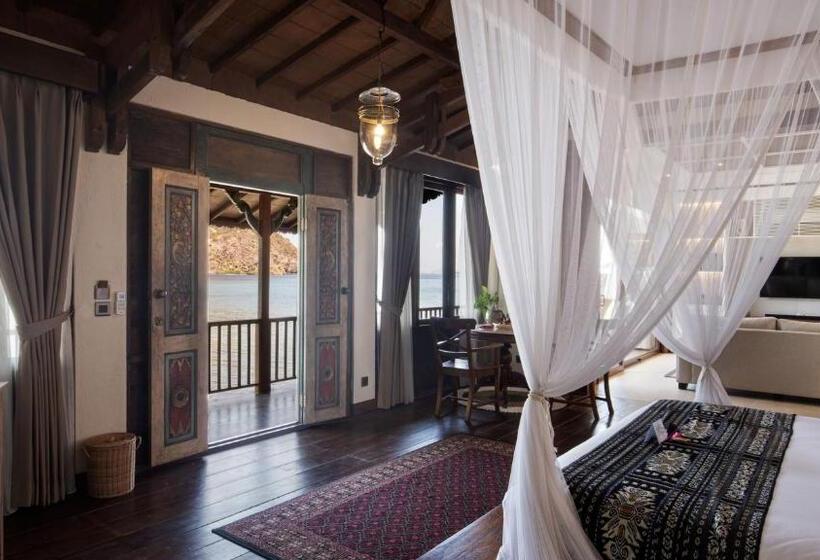 Номер Executive Вид на Море, Plataran Komodo Resort & Spa   Chse Certified