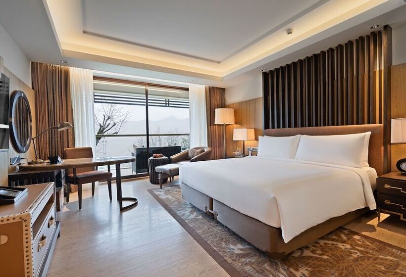 Номер Стандарт Двуспальная Кровать, Jw Marriott Mussoorie Walnut Grove Resort & Spa