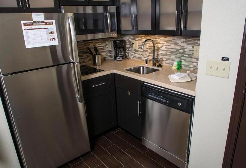 스탠다드 스튜디오, Staybridge Suites Lexington, An Ihg
