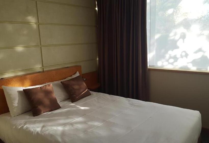 Номер Стандарт, Contact Hôtel Du Parc Nantes Ouest Orvault