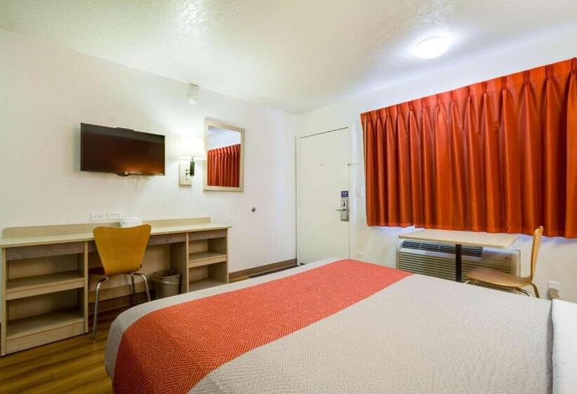 Номер Стандарт Адаптированный для Инвалидов, Park Inn By Radisson, Lakewood