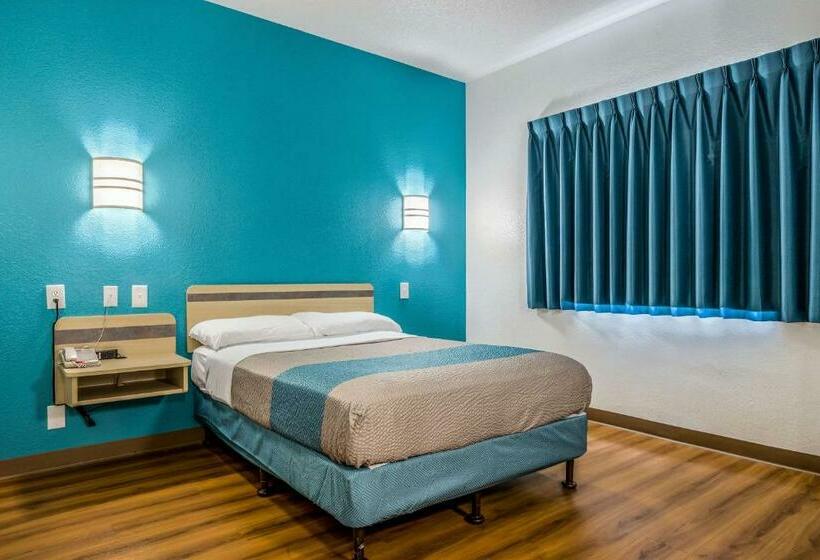 Номер Стандарт Адаптированный для Инвалидов, Motel 6west Des Moines, Ia