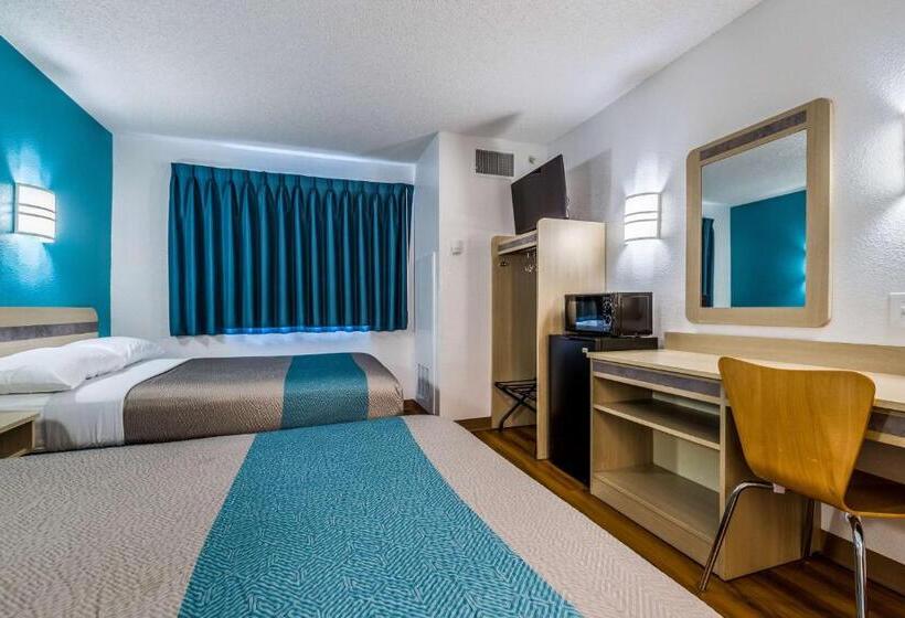 Четырехместный Номер Стандарт, Motel 6west Des Moines, Ia