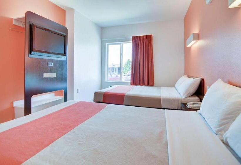 Четырехместный Номер Deluxe, Motel 6roanoke, Tx  Northlake  Speedway