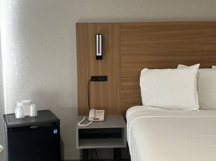 Люкс, Motel 6 Santa Ana, Ca