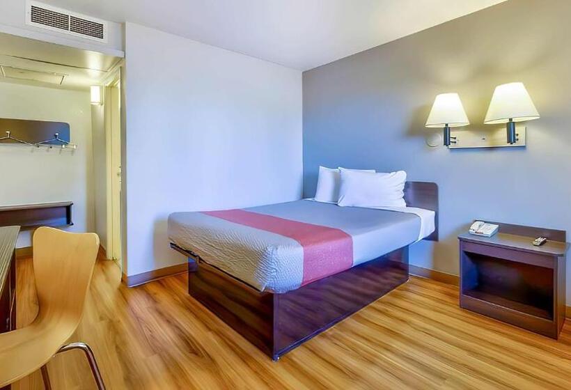 Номер Deluxe, Motel 6tucumcari, Nm