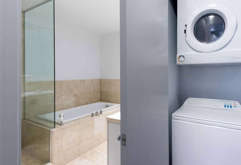 이그제큐티브 스위트, Avani Metropolis Auckland Residences