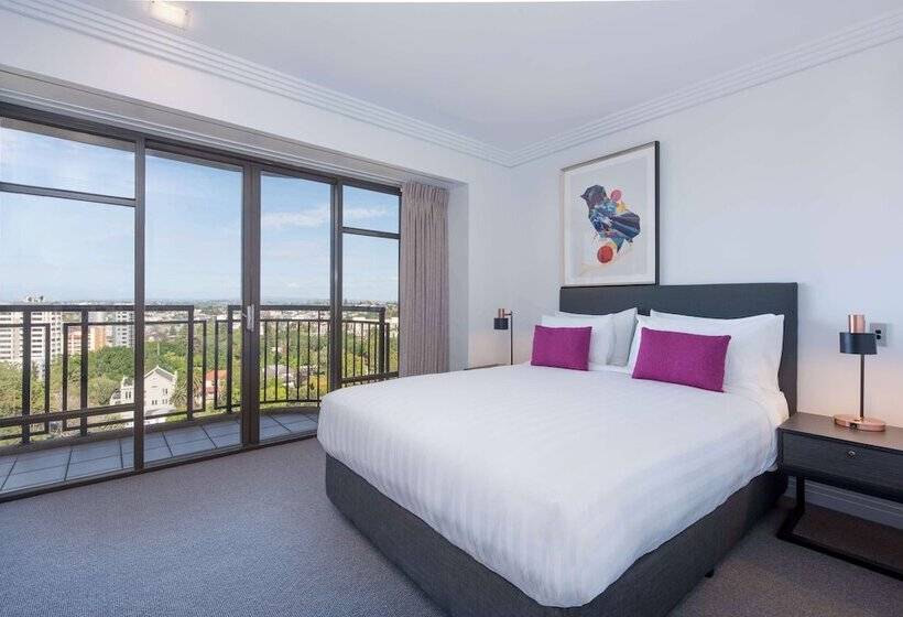 이그제큐티브 스위트, Avani Metropolis Auckland Residences