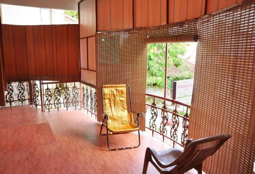 标准间, Honolulu Home