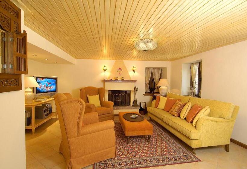 سوییت, Emotions Country Resort