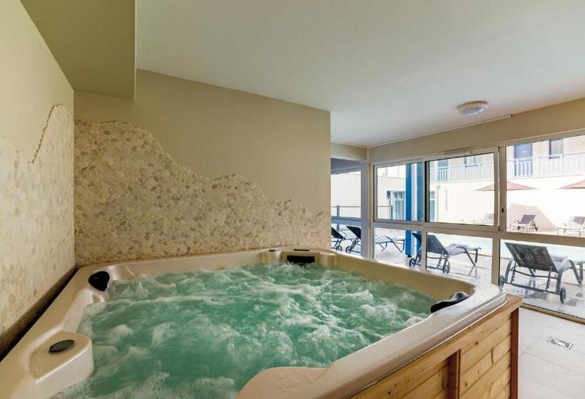 3 Bedroom Duplex Apartment, Résidence Lagrange Vacances Les Balcons De L Océan