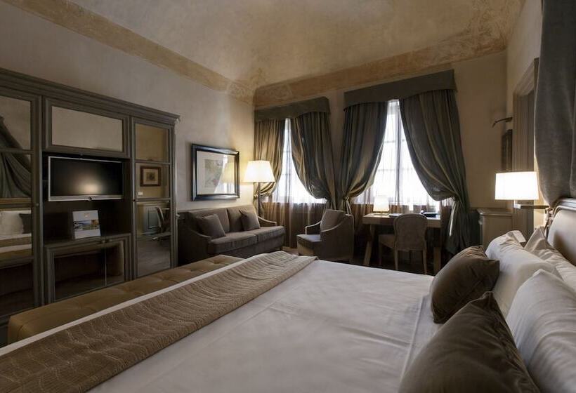 Полулюкс, Palazzo Righini