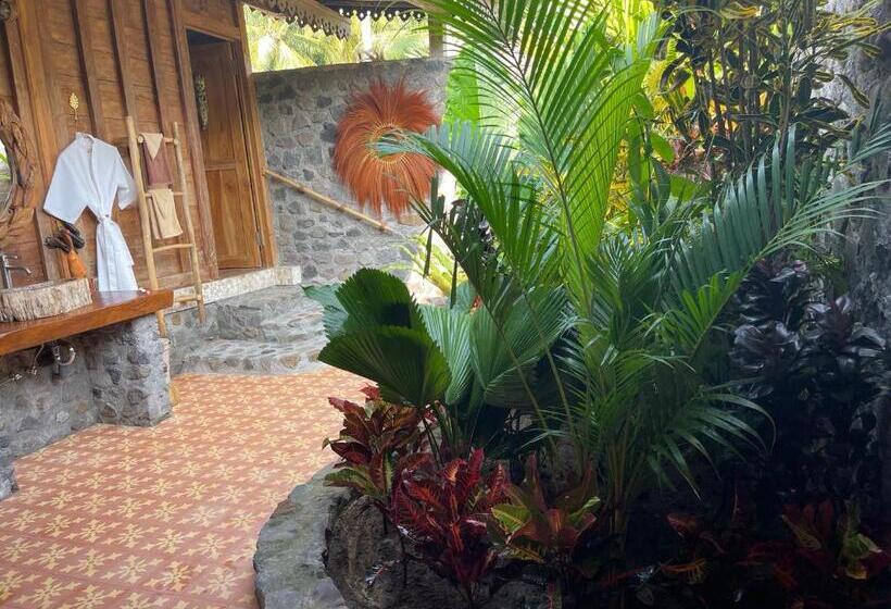 Бунгало Deluxe, Louka Beach Bali