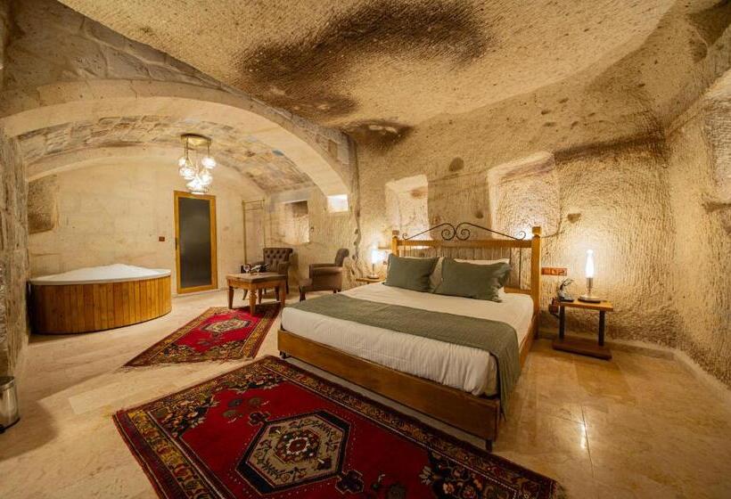 Люкс с гидромассажем, Ares Cave Suites