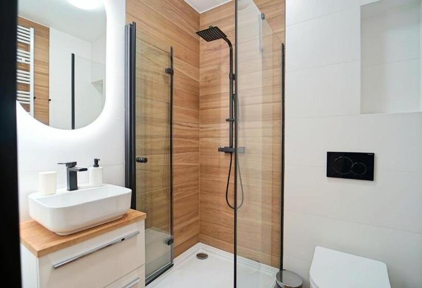 Апартаменты 2 Спальни, Apartamenty Everysky   Słowackiego 5a B
