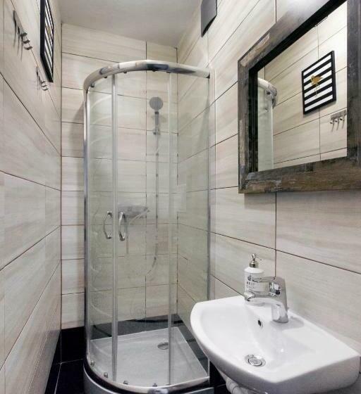 اتاق استاندارد با سرویس بهداشتی مشترک, Clicktheflat Hoża Street Apart Rooms