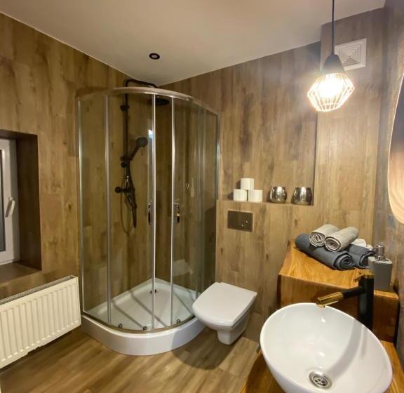شقة غرفة واحدة, Apartamenty Liwa