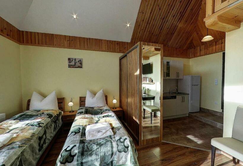 Студия Стандарт, Villa Jura Pokoje Gościnne