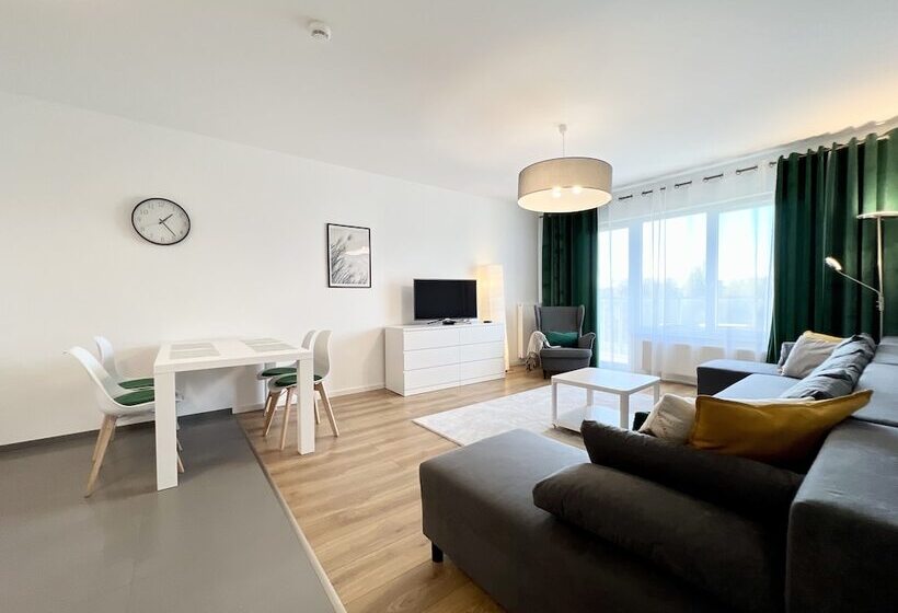 Апартаменты Deluxe 1 Спальня, Symphony Baltica Towers Apartamenty