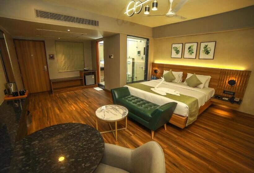 Люкс с Балконом, Grand Palace Hotel & Spa