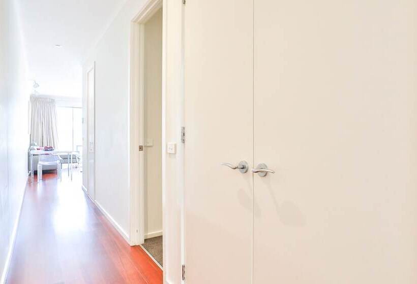 ２ベッドルームアパートメント, Indulge Apartments   Langtree