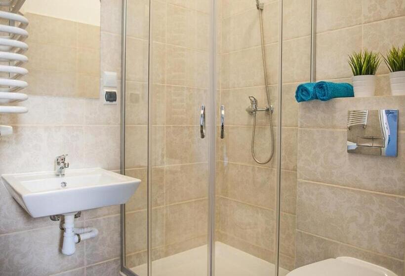 Номер Стандарт Трехместный, Open Tours