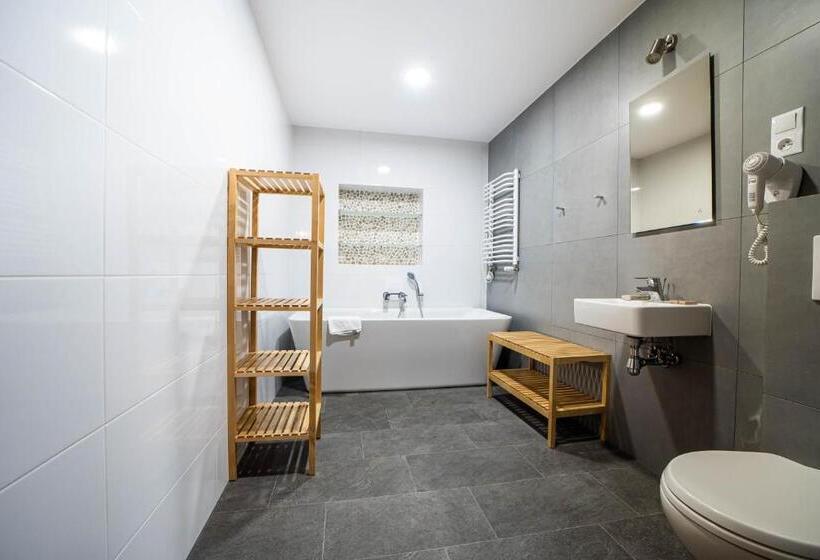 Семейное Студио, Apartamenty Przy Hotelu żywieckim