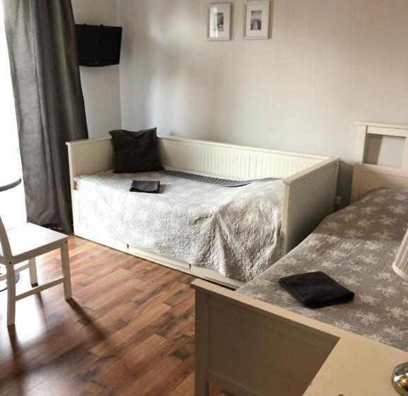 Номер Стандарт, Route 7 Rooms