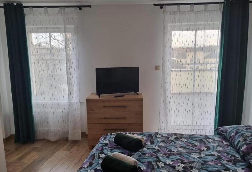 Номер Deluxe с Балконом, Przy żelaznym Moście