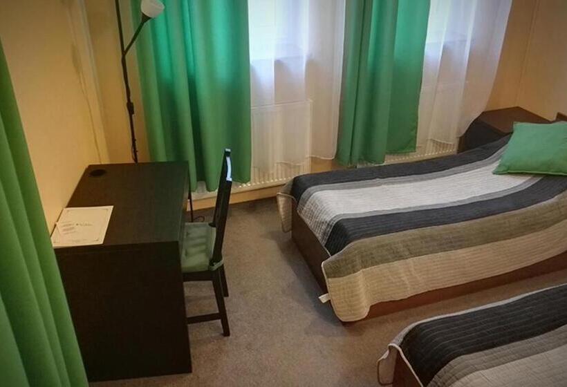 Номер Стандарт Совместная Ванная, Hostel Zamość   Pokoje Gościnne