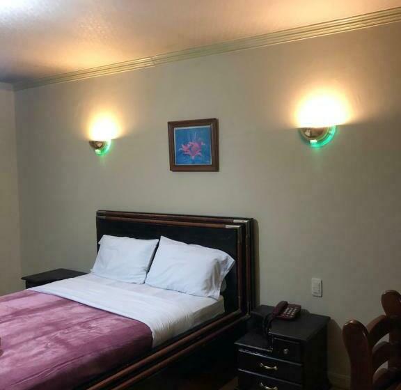 اتاق استاندارد, Hostal Iñaquito