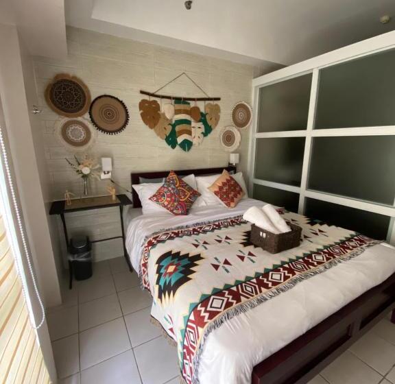 استودیوی استاندارد, Tagaytay Prime Residence City Land