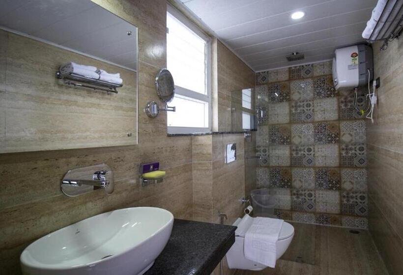 Трехместный Номер Deluxe, Mount Lungta Boutique Hotel & Spa