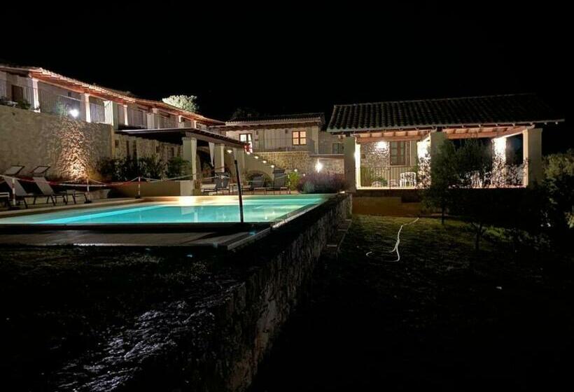 آپارتمان 1 خوابه با تراس, Dimore Santa Justa
