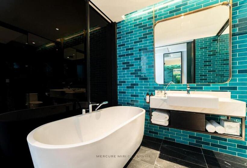 디럭스 주니어 스위트, Mercure Miri City Centre