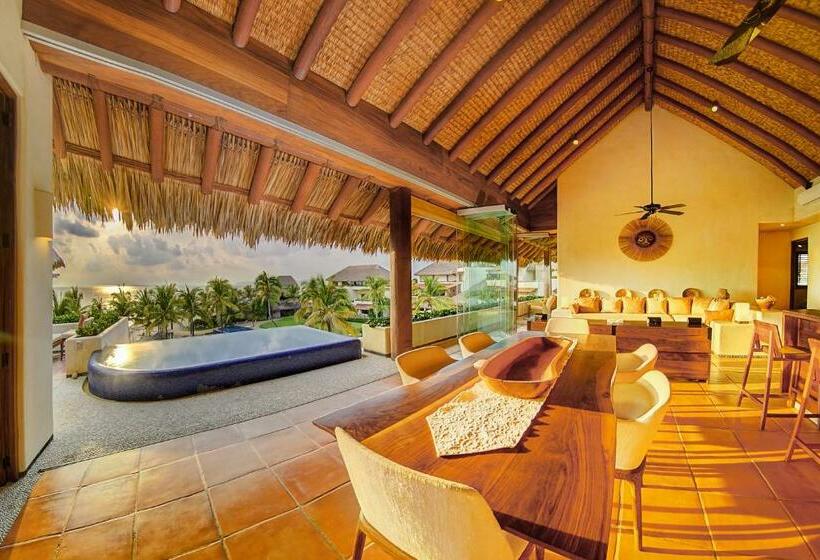 プレジデントスイートルーム, Residences At Las Palmas