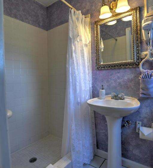 Quarto Estandar com Hidromassagem, Blue Mountain Mist Country Inn