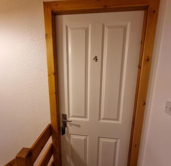 اتاق استاندارد سه نفره, Carn Mhor Bed And Breakfast