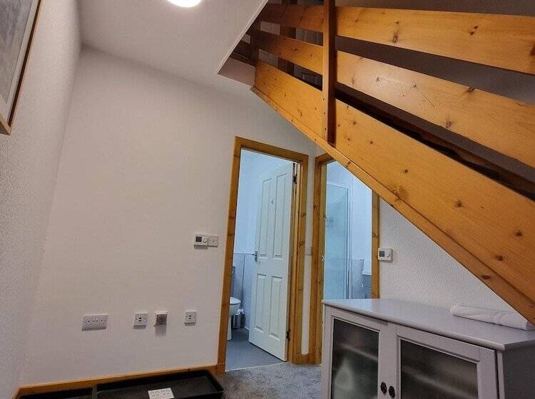 اتاق استاندارد, Carn Mhor Bed And Breakfast