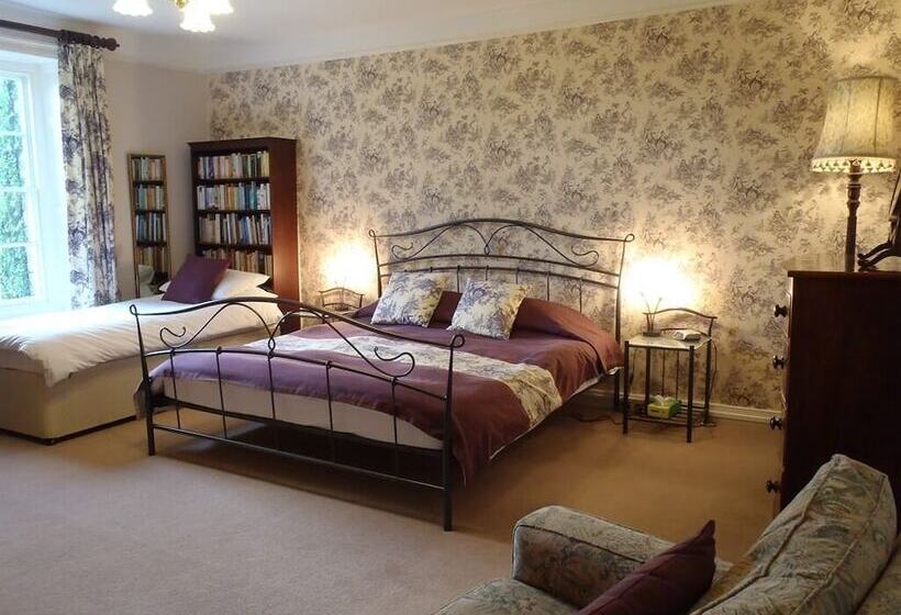 اتاق لوکس با تخت بزرگ, Manor Farm B&b