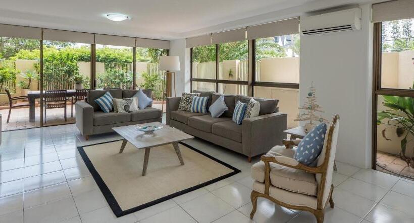 Апартаменты 1 Спальня Нижний Этаж, Norfolk Luxury Beachfront Apartments