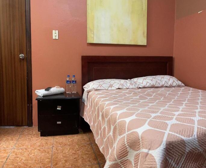 スタンダードルーム, Alojamientos Hostal Rest House