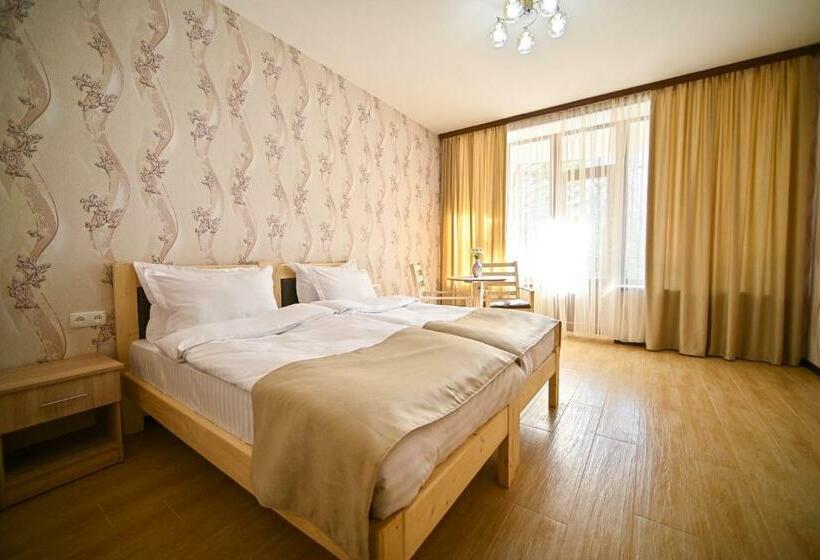 Номер Стандарт, Kompozitor Hotel Dilijan