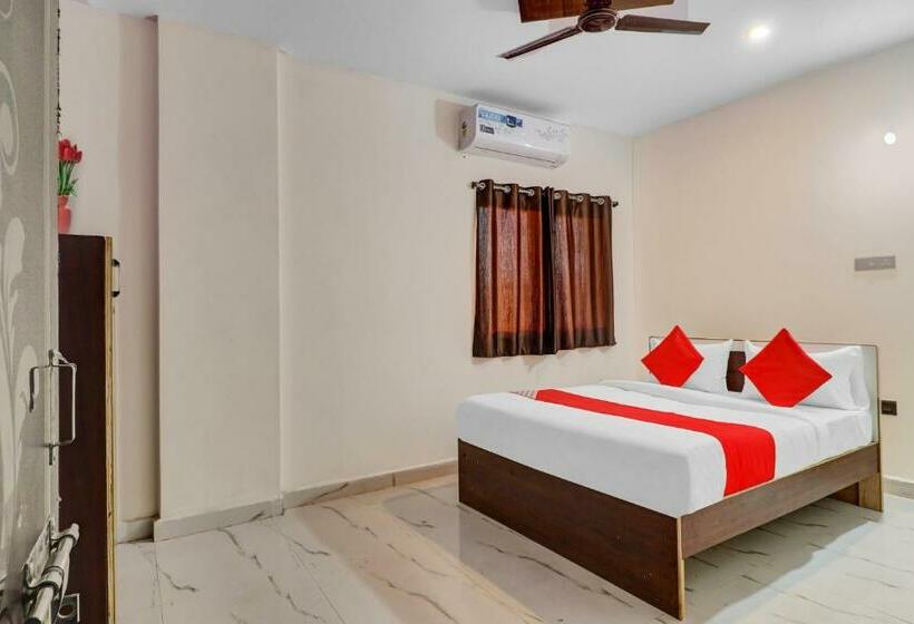 Трехместный Номер Классика, Flagship Sairam Residency