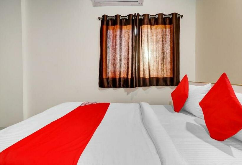 Трехместный Номер Классика, Flagship Sairam Residency